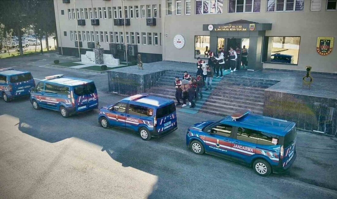 Gaziantep’te jandarma ekiplerinin son bir ayda yaptığı çalışmalarda çeşitli suçlardan