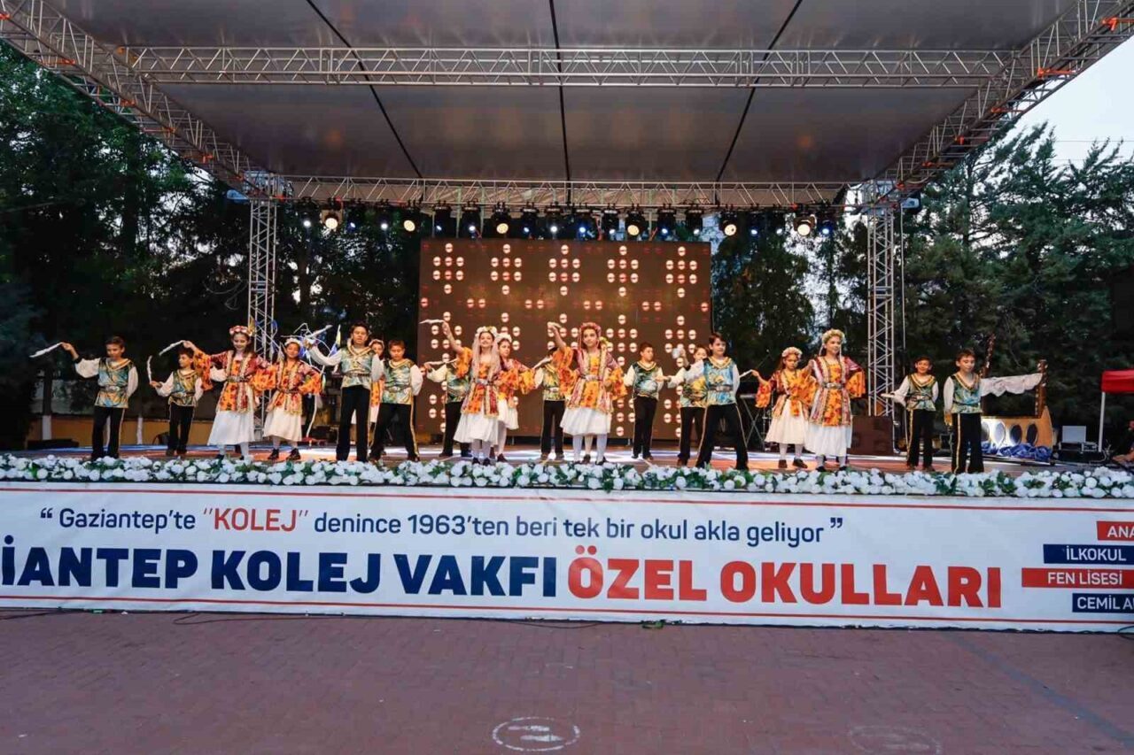 Gaziantep Kolej Vakfı (GKV) Özel İlkokulu öğrencileri tarafından gerçekleştirilen geleneksel