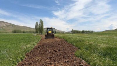 Bayburt’un Demirözü ilçesine bağlı Gökçedere beldesinde bozulan dağ ve arazi