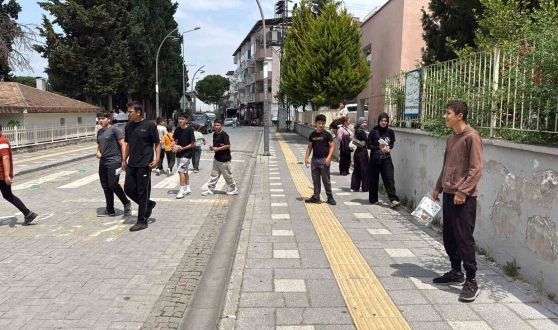 Manisa’nın Gördes ilçesinde Liselere Geçiş Sistemi (LGS) kapsamında gerçekleştirilen merkezi
