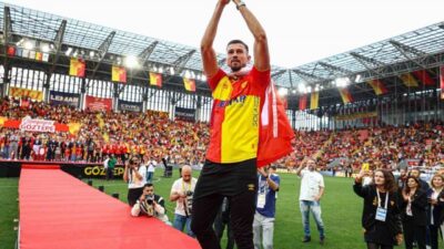 Göztepe, son üç sezondur sarı-kırmızılı formayı giyen Mateusz Lis’in transferi