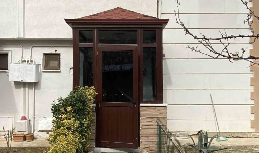 Kocaeli’de “hacı baba” ismini verdikleri sözde manevi bir varlık aracılığıyla