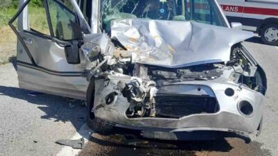 Niğde’nin Çamardı ilçesine bağlı Yelatan mevkiinde meydana gelen trafik kazasında