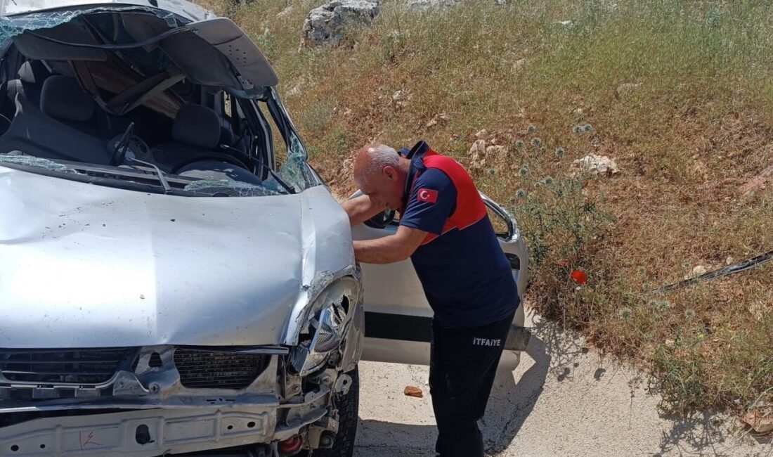 Adıyaman’ın Besni ilçesinde hafif ticari aracın takla atması sonucu 1