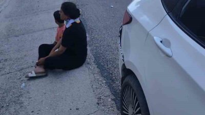 Hatay’da iki otomobilin çarpışması sonucu meydana gelen trafik kazasında 3