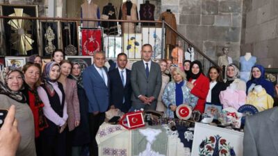 Millî Eğitim Bakanlığının himayelerinde, Hayat Boyu Öğrenme Genel Müdürlüğünün planlamaları