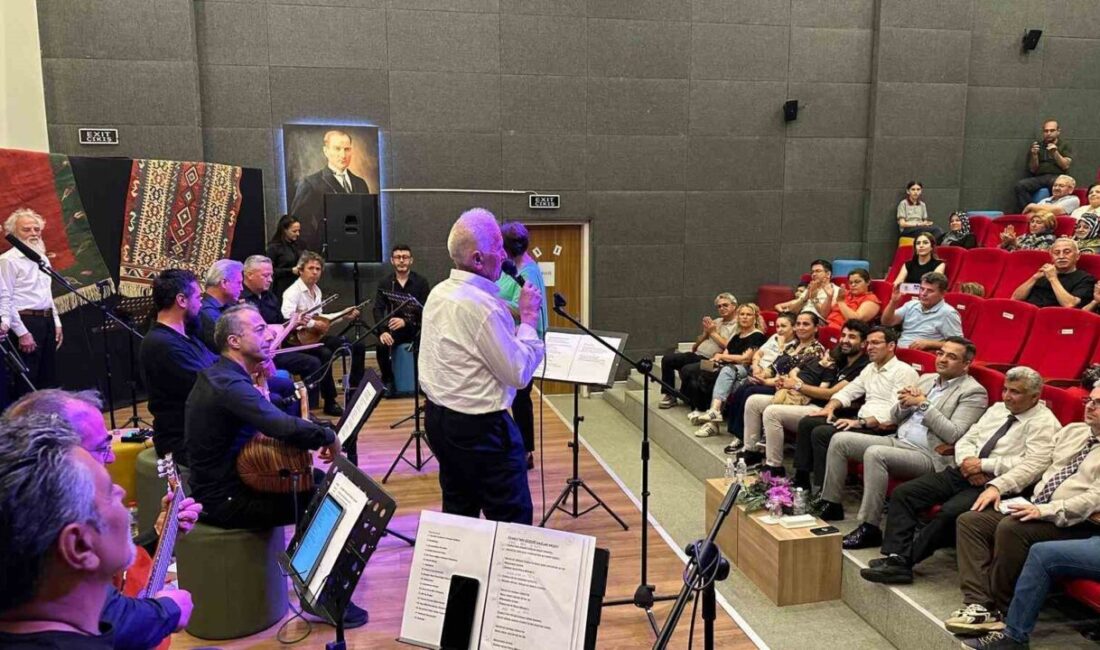 Manisa’nın Sarıgöl ilçesinde Hayat Boyu Öğrenme Haftası kapsamında düzenlenen Türk