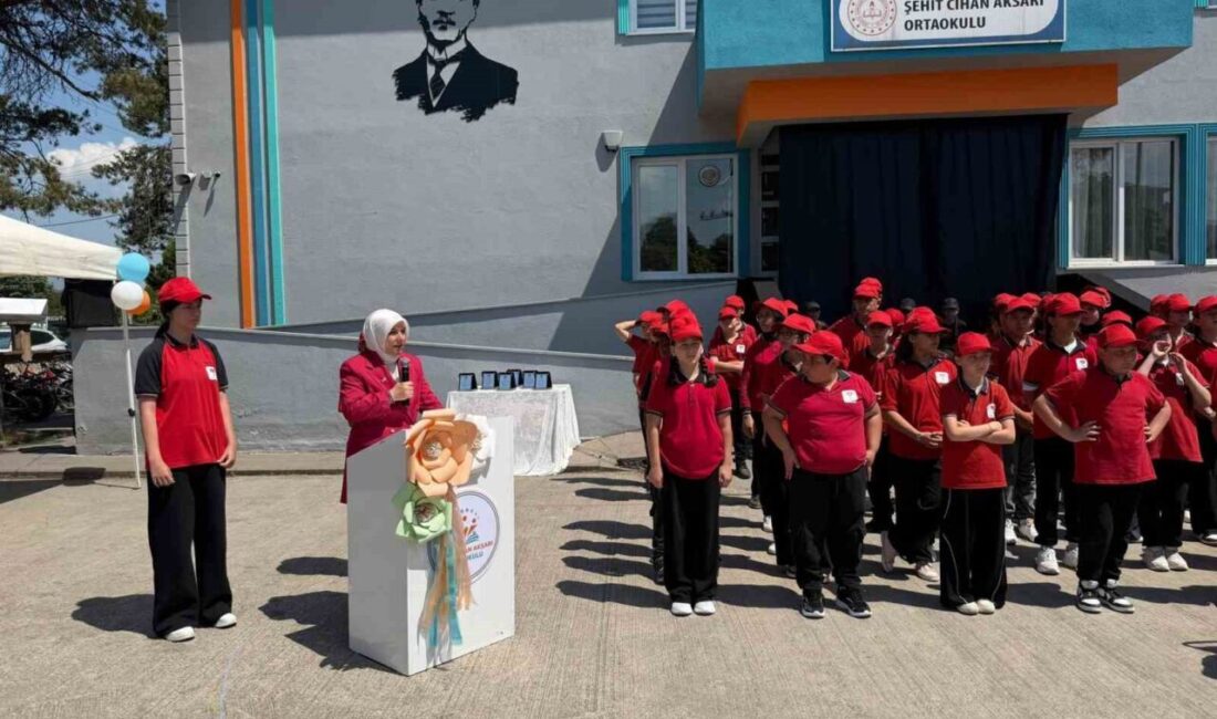 DÜZCE (İHA) – Düzce Şehit Cihan Aksarı Ortaokulu tarafından düzenlenen