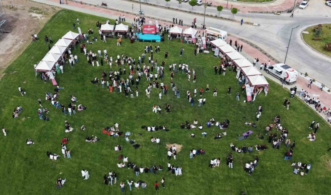 Çorum Hitit Üniversitesi bünyesinde düzenlenen “Sağlık, Kültür ve Spor Fest