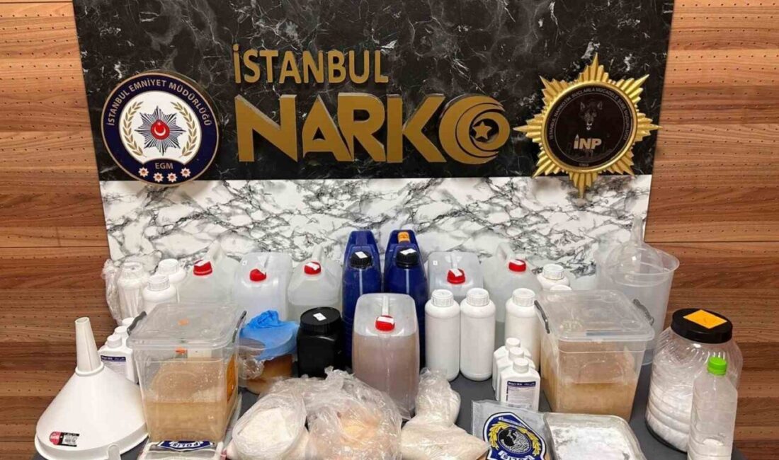 İstanbul’un Bayrampaşa ilçesinde bir eve düzenlenen operasyonda, 30 kilo katı