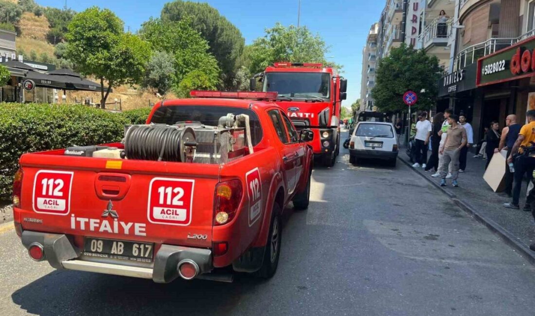 Aydın’ın Efeler ilçesindeki bir kafenin klima motorunda çıkan yangın itfaiyenin