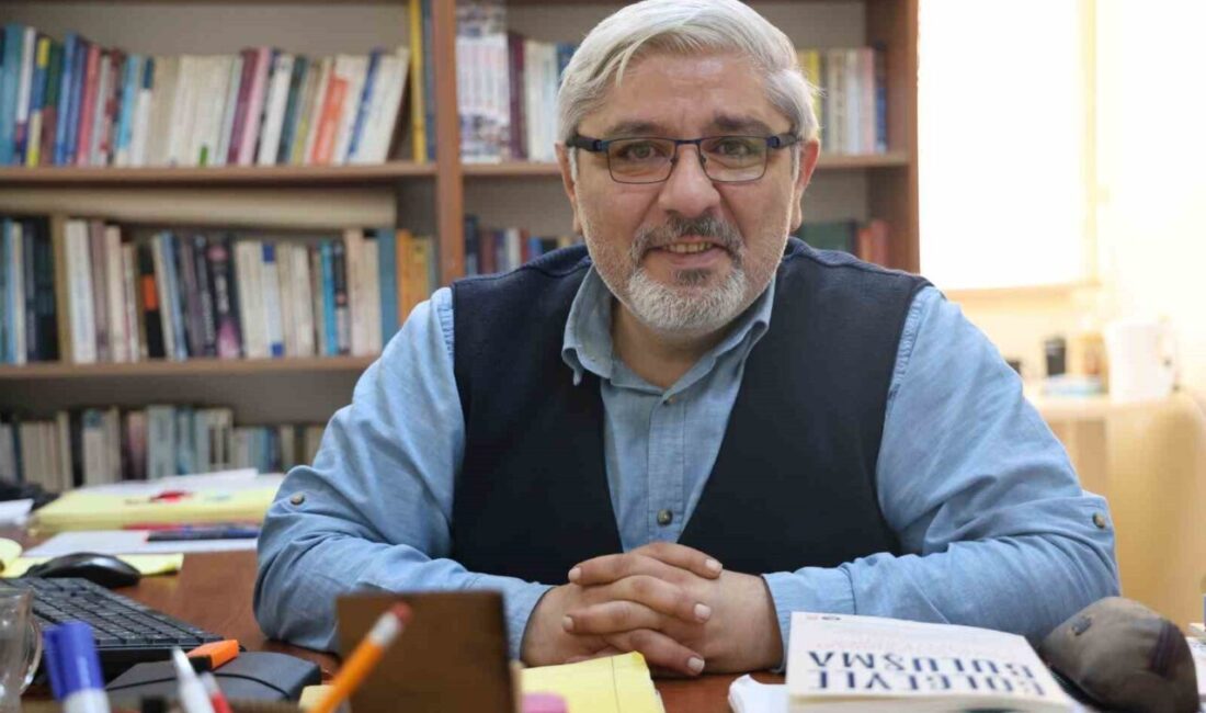 Sivas Cumhuriyet Üniversitesi Yeni Medya Bölüm Başkanı Doç. Dr. Sefer