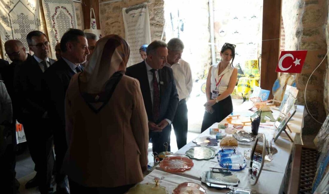 Kastamonu’daki KYK yurtlarında kalan üniversite öğrencilerinin yıl boyunca yaptığı el