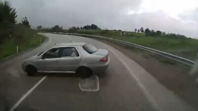Karabük-Eflani kara yolunda otomobil ile minibüsün çarpışması sonucu 6 kişinin