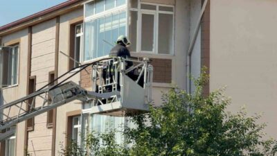 Karabük’te bir genç, evinin balkonunda asılı halde ölü bulundu. Beşbinevler