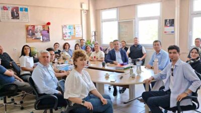 Sarıgöl Kaymakamı Halil Dalak, İlçe Milli Eğitim Müdürü Cezmi Yıldırak