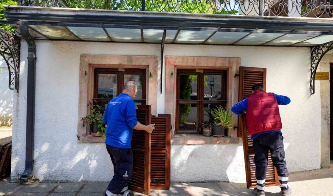 İzmir Konak’ta bulunan ve geçmişte “Anadolu Kulübü” olarak kullanılan tarihi