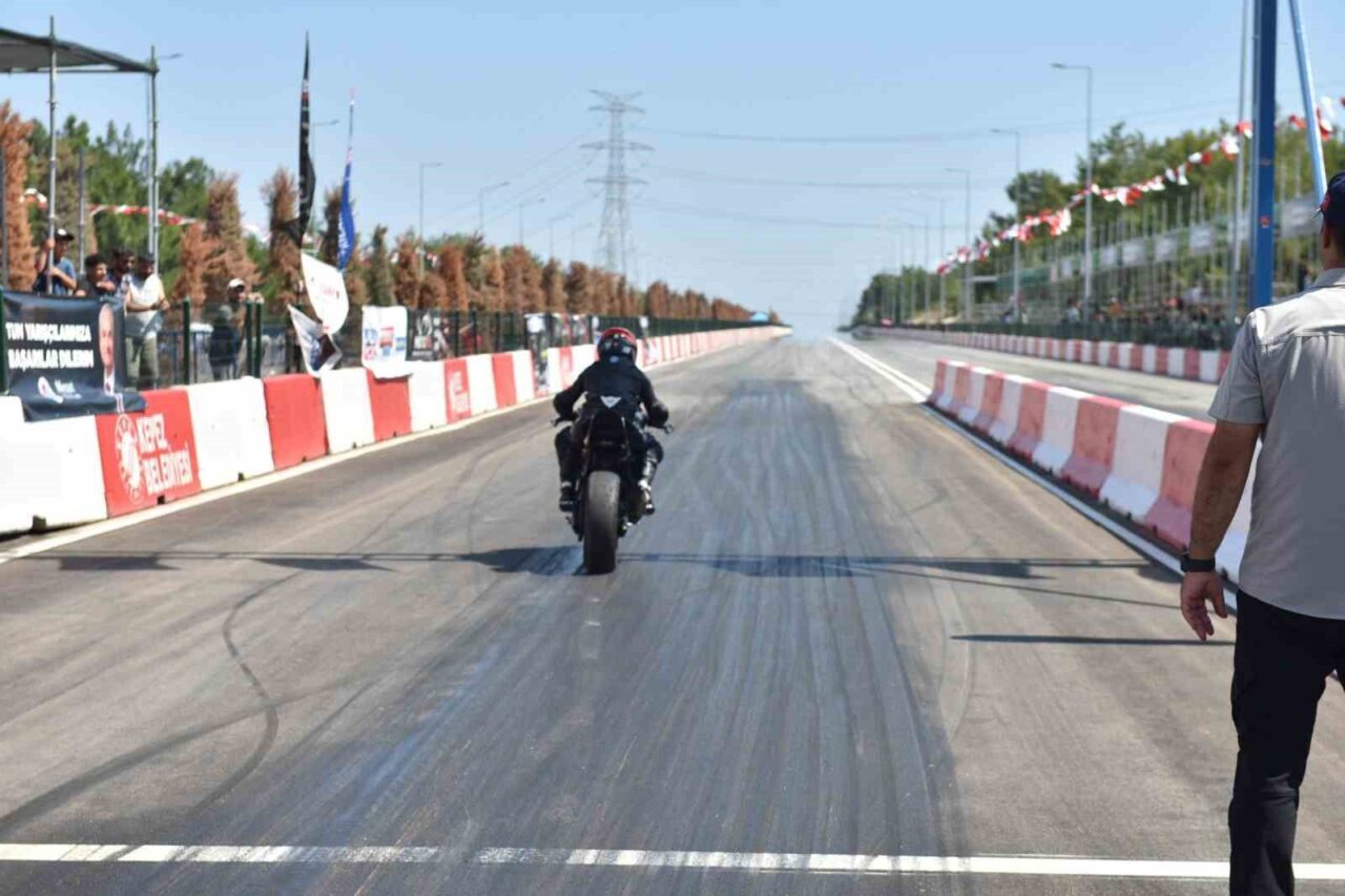Kepez Belediyesi ile Türkiye Motosiklet Federasyonu (TMF) iş birliğinde gerçekleştirilen