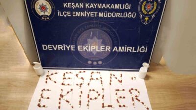Edirne’nin Keşan ilçesinde, Emniyet Müdürlüğü ekipleri, bir evde yaptıkları aramada,