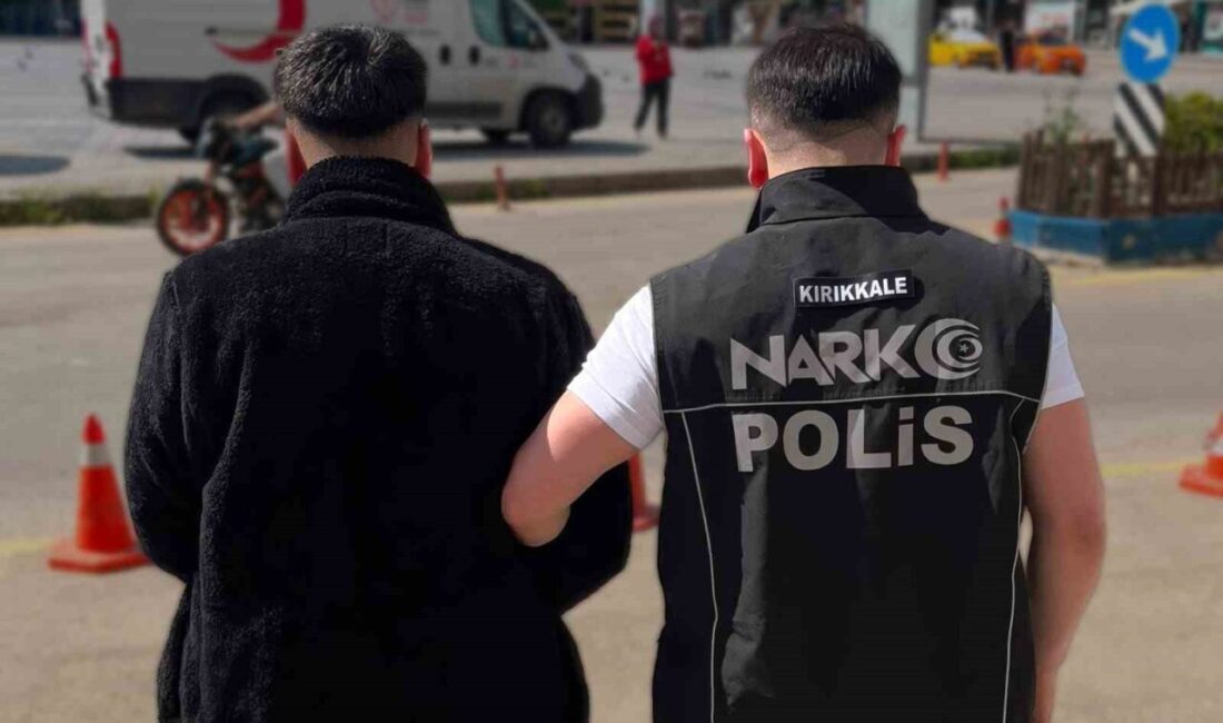 Kırıkkale’de polis ekiplerince düzenlenen uyuşturucu operasyonunda 493 adet sentetik uyuşturucu
