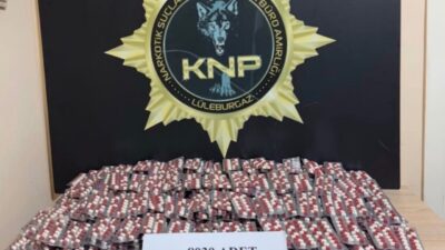 Kırklareli’nde polis ekiplerince şüphe üzerine bir aracın içindeki 3 kişinin