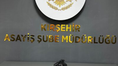 Kırşehir’de polis ekipleri tarafından yapılan çalışmalarda 1 adet ruhsatsız tabanca