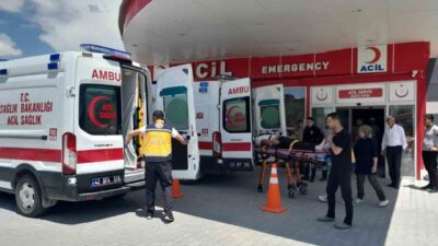 Konya’nın Karapınar ilçesinde otomobilin kontrolden çıkarak takla atması sonucu aynı