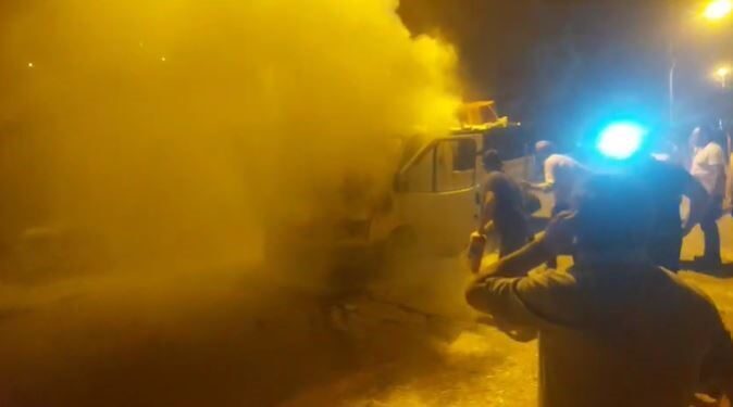 Aydın’ın Köşk ilçesine bağlı Ilıdağ mahallesinde alev alan araç köylüleri