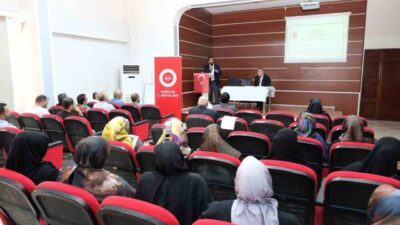 Erzincan İl Müftülüğü tarafından düzenlenen programda, hafızlık belgesine sahip 8.