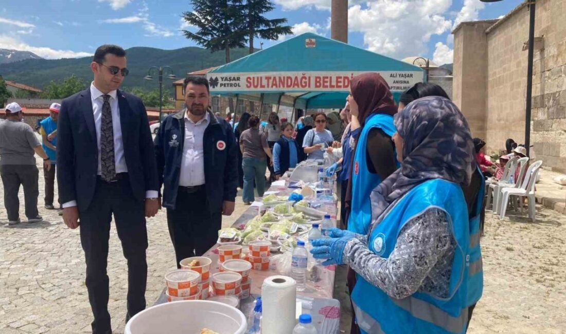 Afyonkarahisar’ın Sultandağı ilçesinde Yaz Kur’an kurslarında eğitim gören öğrencilerin ihtiyaçlarına