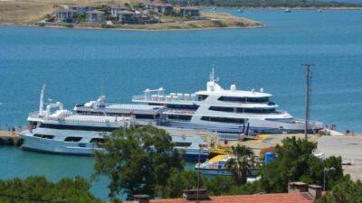 Balıkesir’in Ayvalık ilçesinde Kurban Bayramı tatili, Ayvalık ile Yunanistan’ın Midilli