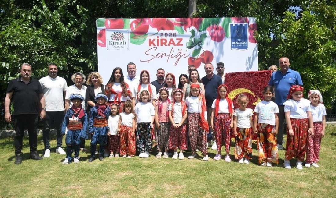 Kuşadası Belediyesi’nin katkılarıyla Kirazlı Mahallesi’nde düzenlenen ‘Kiraz Şenliği’ başladı. Gün