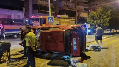 Aydın’ın Kuşadası ilçesinde kontrolden çıkarak takla atan otomobilin sürücüsü yaralandı.