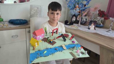 Kütahya Emine Arıoğul İlköğretim Okulu 3. sınıf öğrencisi Göktuğ Okayay,