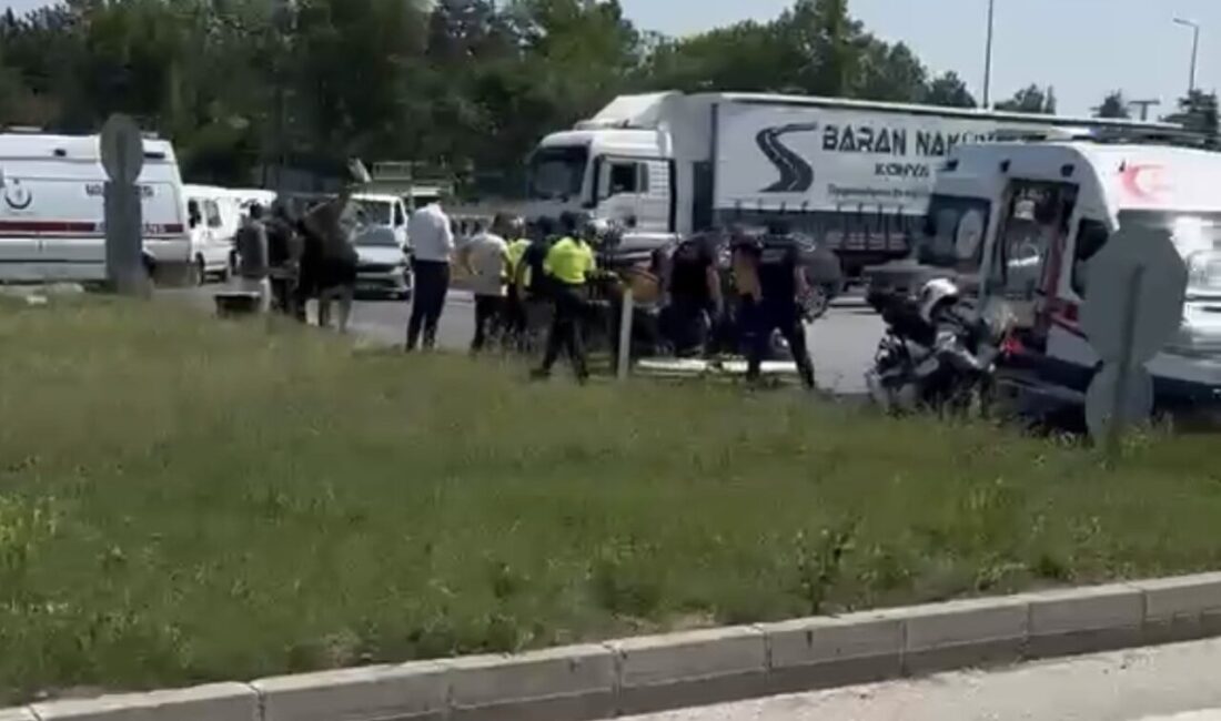 Kırklareli’nin Lüleburgaz ilçesinde iki otomobilin çarpıştığı kazada 6 kişi yaralandı.