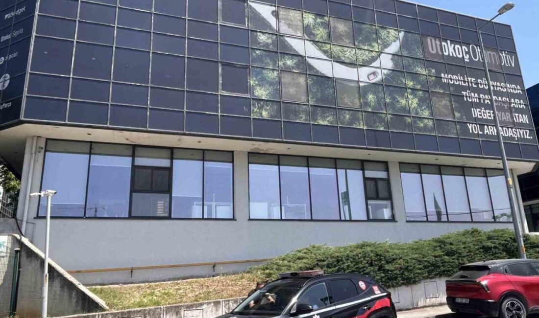 Maltepe’de Otokoç Genel Müdürlüğü binasına silahlı saldırı düzenlendiği, 2 şüphelinin