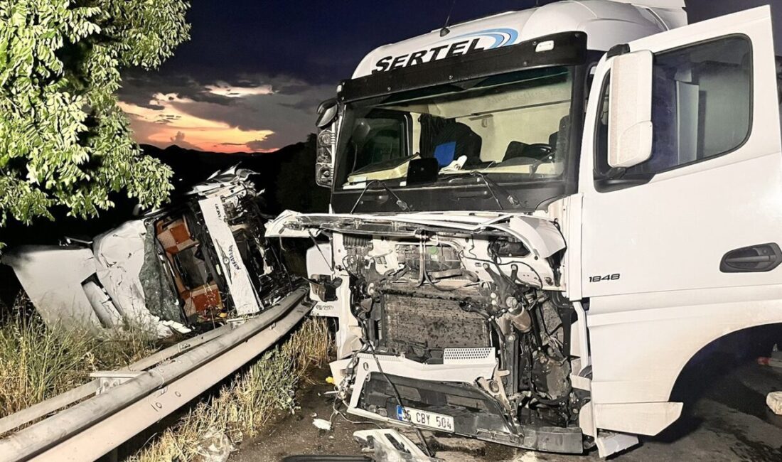 Manisa’nın Kula ilçesinde kontrol çıkarak karşı şeride geçen tırın başka