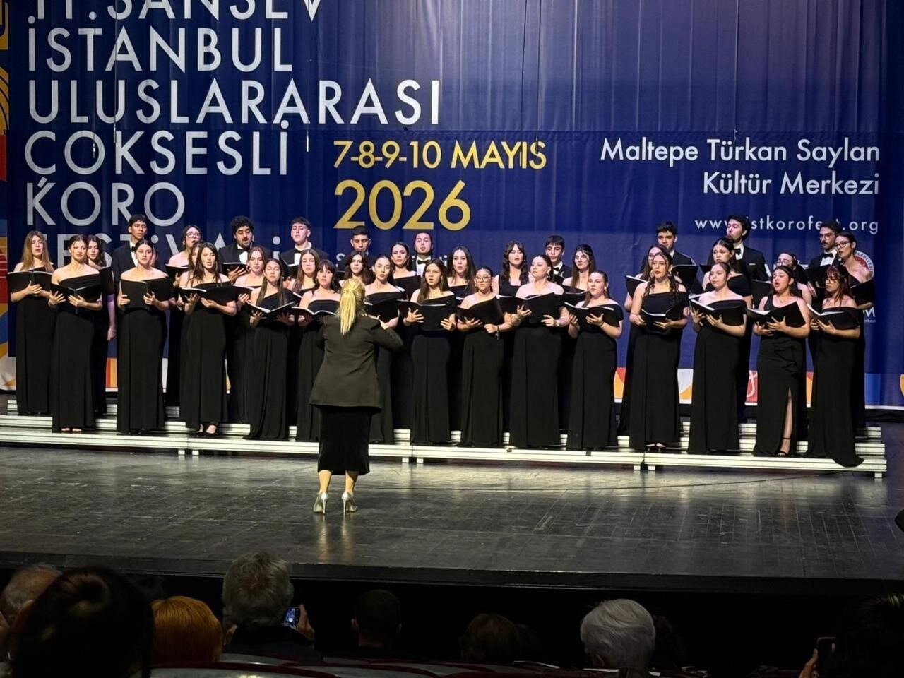 Manisa Büyükşehir Belediyesi Konservatuvarı Çoksesli Gençlik Korosu ve Çocuk Korosu,