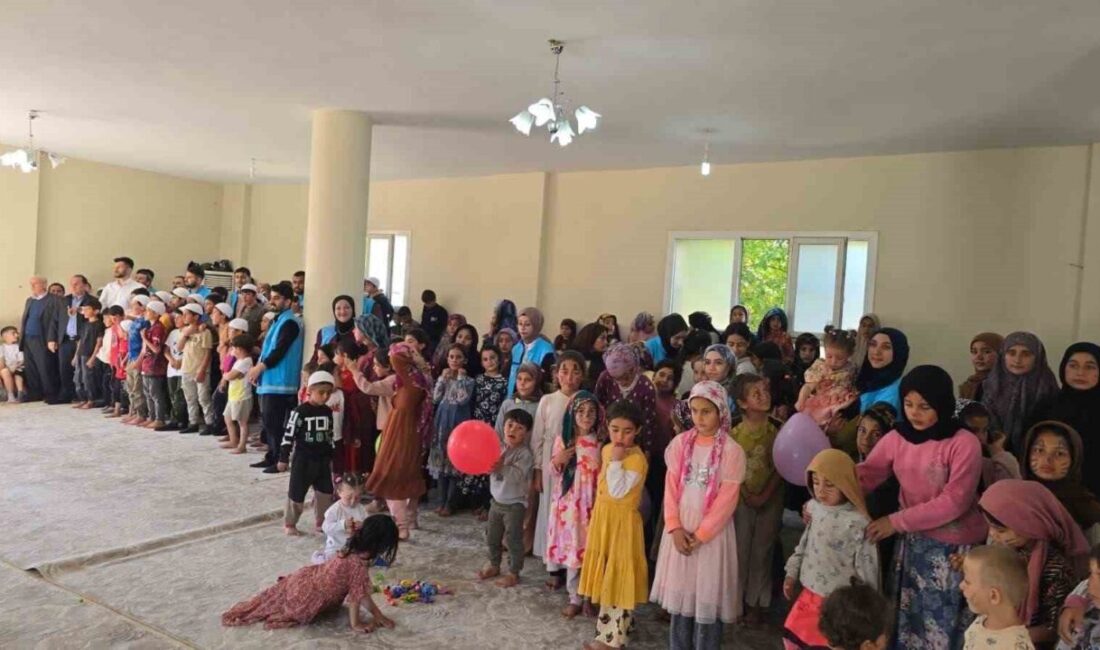Mardin’de Boztepe Mahallesi 2. Cami’de yürütülen çalışmalar kapsamında gençlere ve