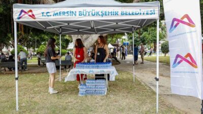 Mersin Büyükşehir Belediyesi, LGS heyecanı yaşayan öğrenci ve velileri sınav