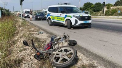 Mersin’in Silifke ilçesinde otomobilin motosiklete çarpması sonucu meydana gelen trafik
