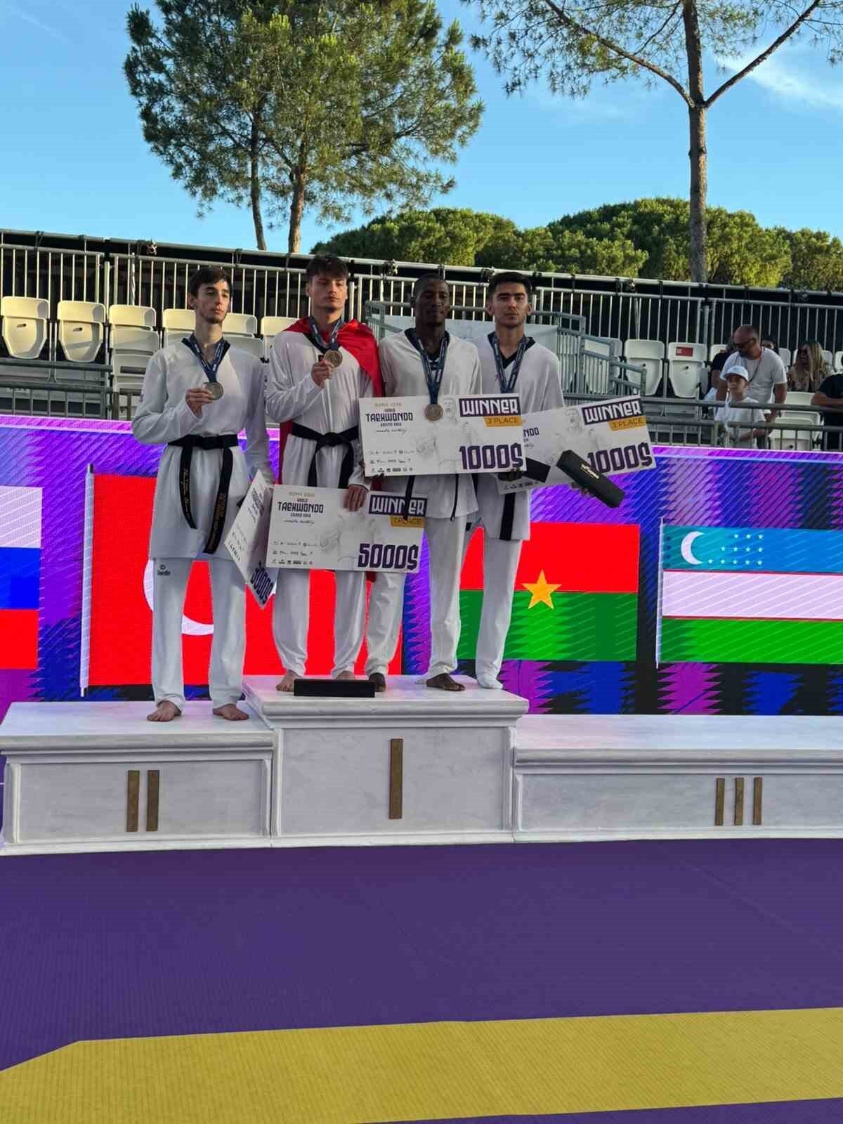 İtalya’nın başkenti Roma’da düzenlenen Taekwondo Grand Prix’in ikinci gününde milli
