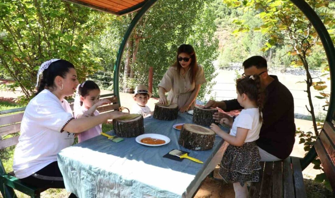 Tunceli’de anaokulu öğrencileri, Dünya Çevre Günü kapsamında düzenlenen etkinlikte aileleri