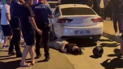 Antalya’da meydana gelen trafik kazasında motosiklette bulunan 2 genç kız