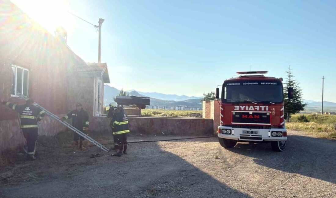 Eskişehir’de bir müzikholde çıkan yangın itfaiye tarafından söndürüldü. Sivrihisar ilçesinin