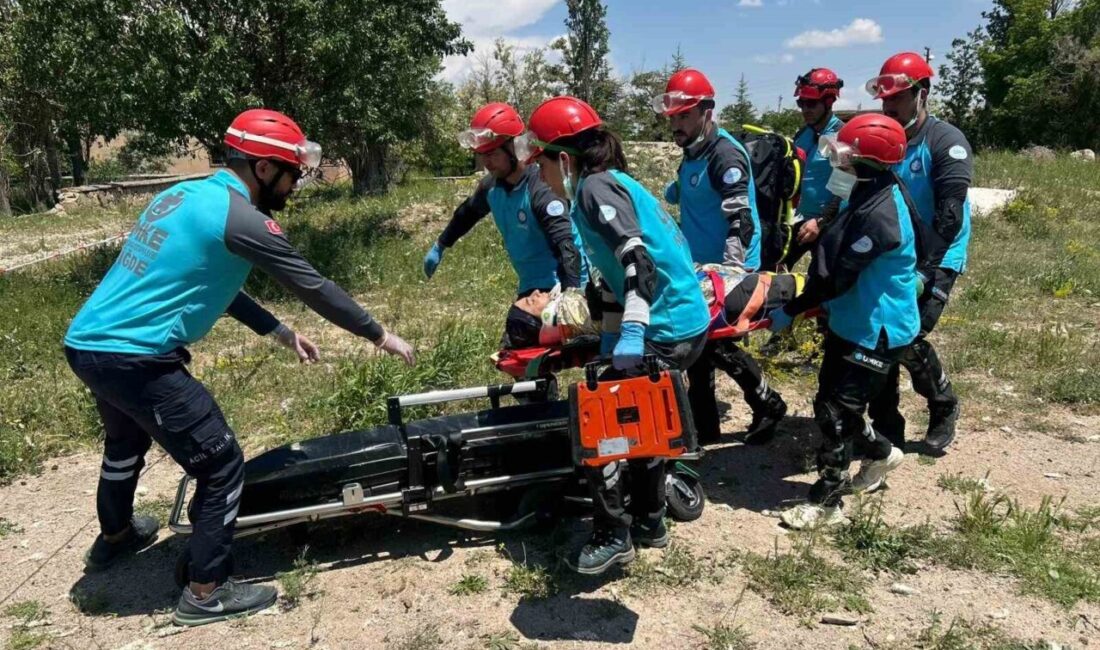 Niğde İl Sağlık Müdürlüğü bünyesinde görev yapan Ulusal Medikal Kurtarma