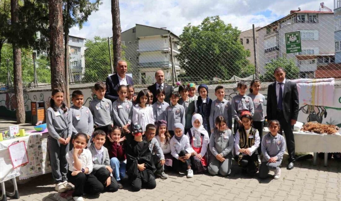 Erzurum’un Oltu ilçesinde, ilkokul öğrencilerinin özgün eserlerinin görücüye çıktığı bilim
