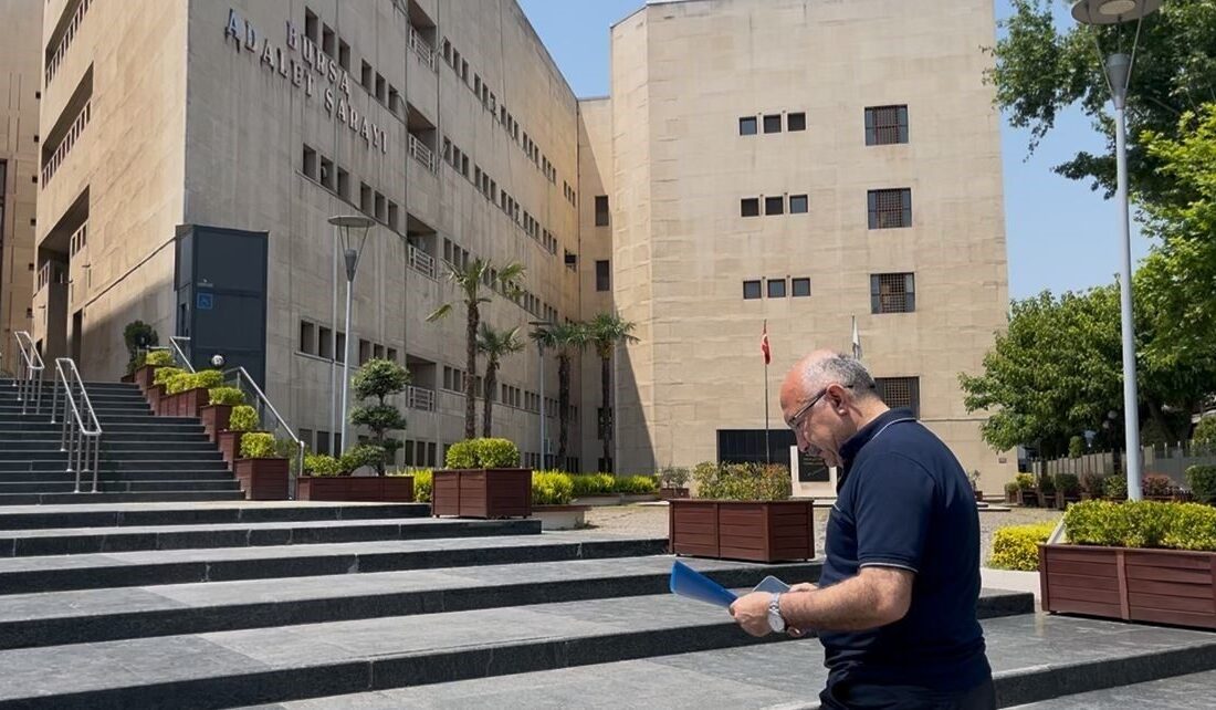 TÜMBULSEVDER Genel Başkanı Selahattin Turan, iş insanı Rahmi Koç’un kamuoyunda