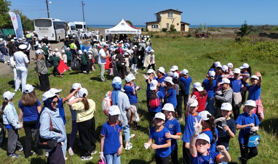 Samsun Büyükşehir Belediyesi, Türkiye Çevre Haftası etkinlikleri kapsamında sahillerde çöp