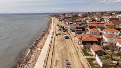 Tekirdağ’ın Şarköy ilçesine bağlı Eriklice Mahallesi sahilinde yürütülen düzenleme çalışmalarında,